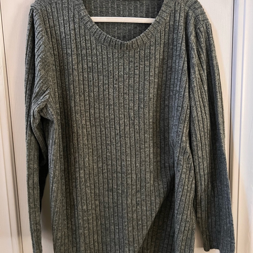Gray Ribbed Women's Sweater